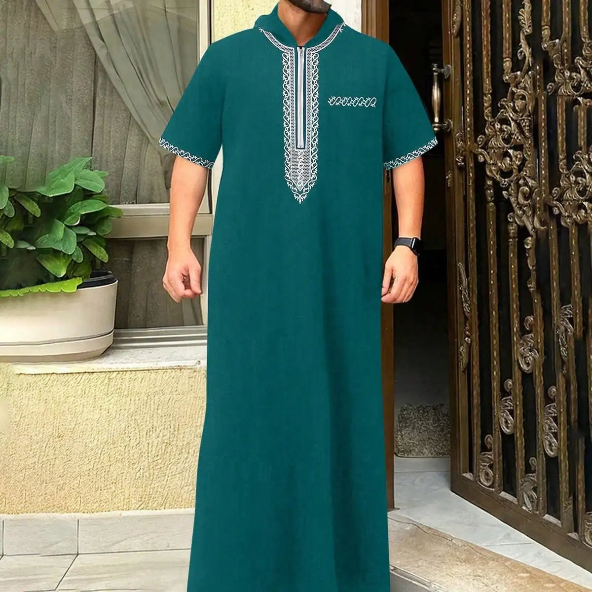 Short-sleeved, hooded, embroidered Muslim pocket Thobe, casual Arab style, traditional Gandoura prayer festival clothing for men