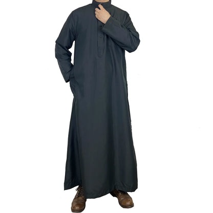 Polyester men's long robe, Qatar style stand collar robe, pocket design, Arabian and Middle Eastern men's clothing, available in