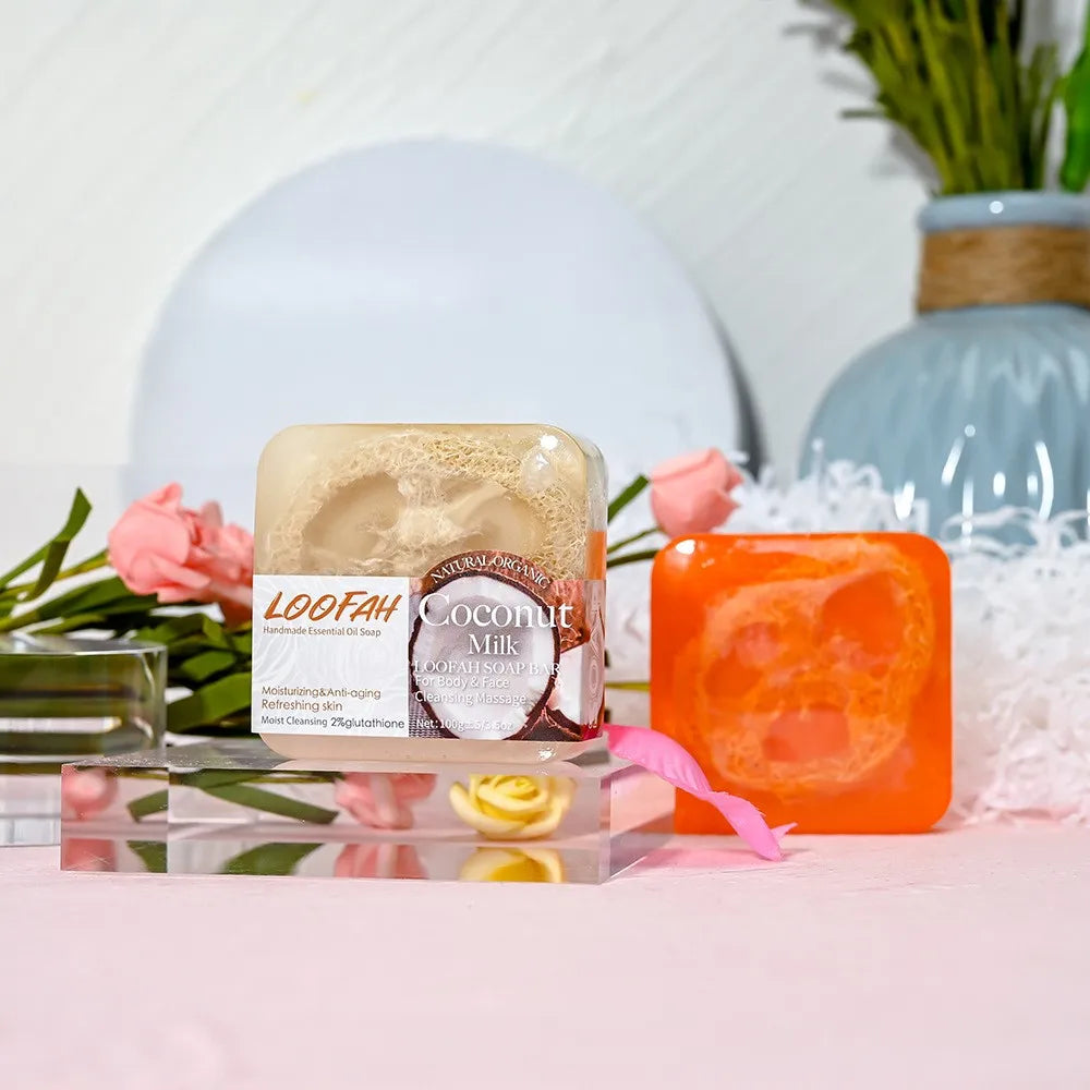 loofah Coconut essential oil soap, added with glutathione, suitable for cleaning and moisturizing the whole body, rich, delicate