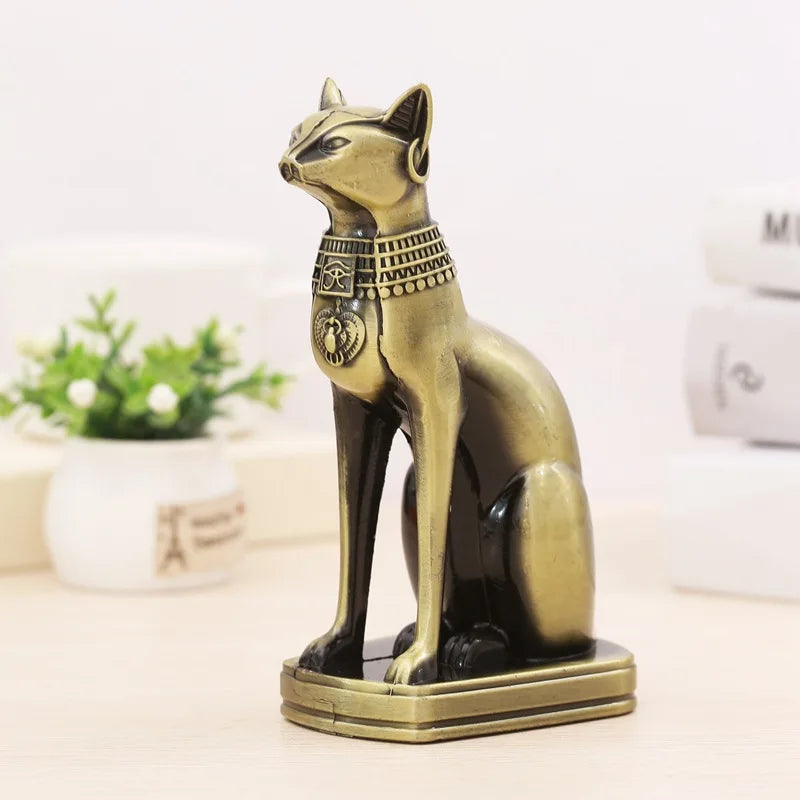 Vintage Metal Egyptian Cat Statue – Retro Bastet Decor for Home & Wine Cabinet