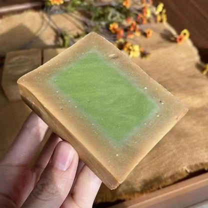 Olive-Scented Handmade Soap Bar Traditional Style Bath Soap for Hand and Body Washing Gentle Lather Gift for Men and Women