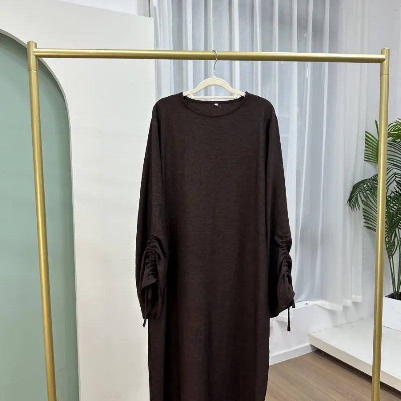 The Dubai Plain Abaya – Modest Elegance for Every Occasion